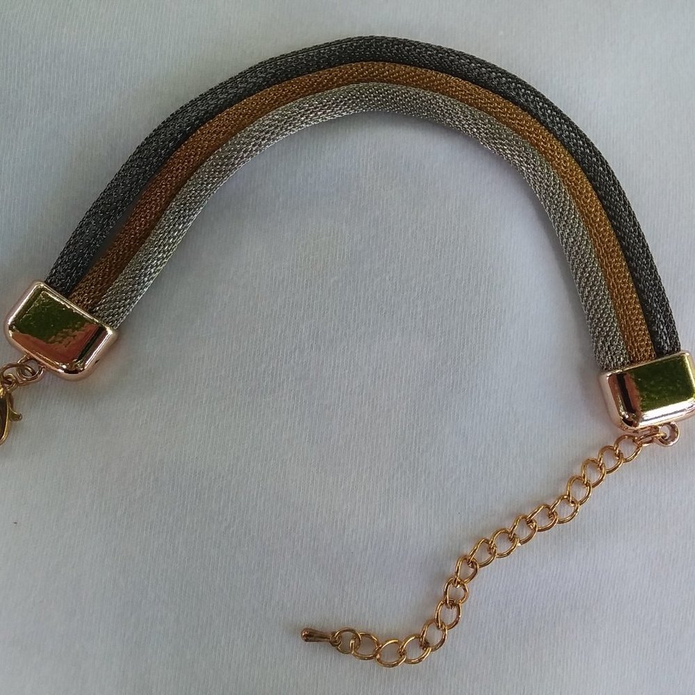 Bracelet 3 Strand/Color Coil Spring Gold Silver Gun Metal/Black 7.5" 7 1/2"
